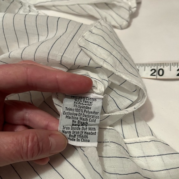 Johnny Was white embroidered blouse size S - Picture 10 of 10